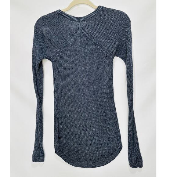 Lululemon Cabin Yogi Long Sleeve Cashmere Blend Sweater in Heathered Grey size 2 - Picture 11 of 11